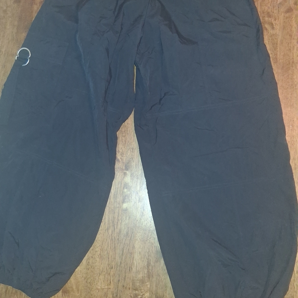 Urban Outfitters Black Balloon Cargo Pants Size xs - Picture 4 of 7
